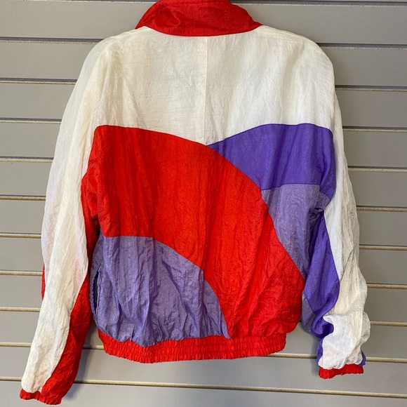 Shell Shack Windbreaker Pullover - Picture 3 of 4